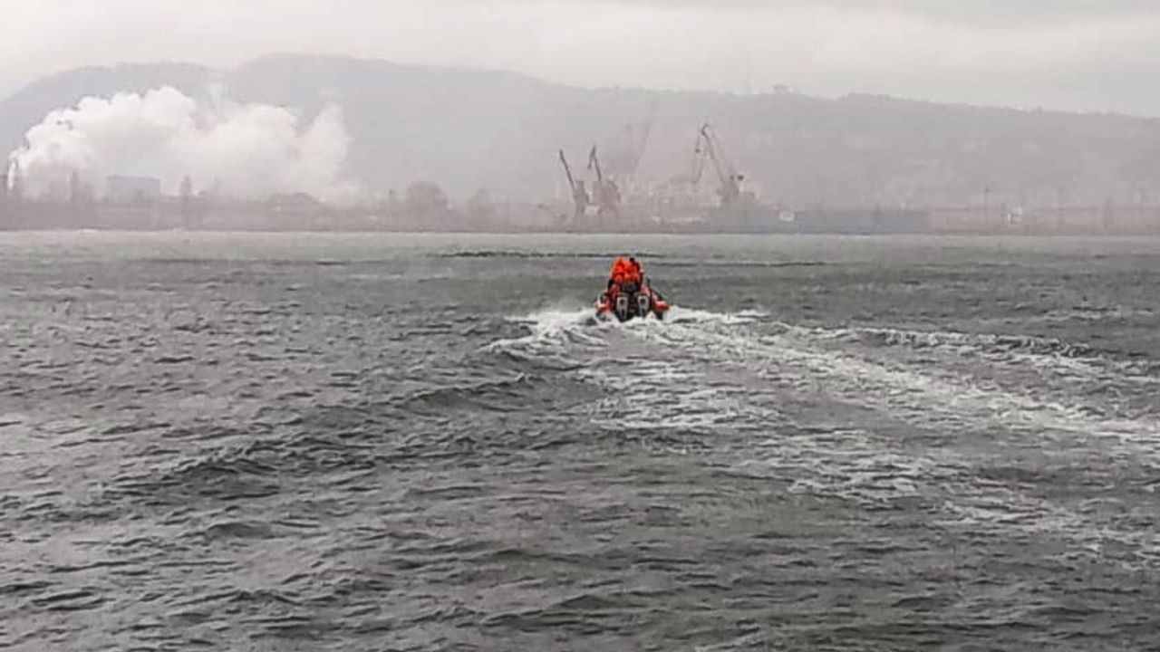 Denizde görülen cisim, ekipleri harekete geçirdi