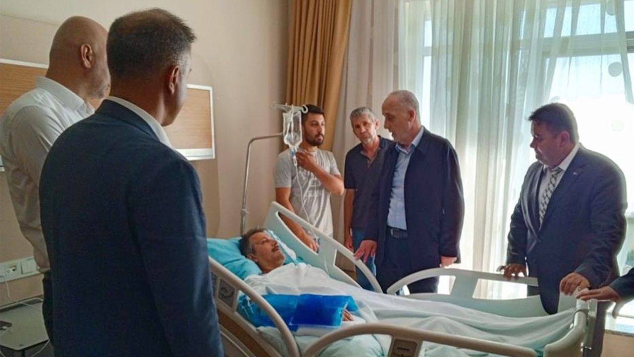 Türk-İş Başkanı, yaralı madenciyi ziyaret etti