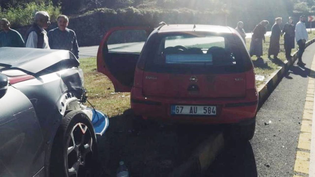 Ereğli-Zonguldak yolunda kaza: 2 yaralı!