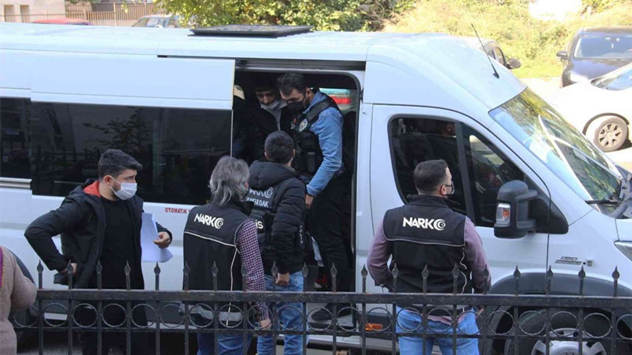 Kdz. Ereğli'de operasyon: 17 kişi adliyede!