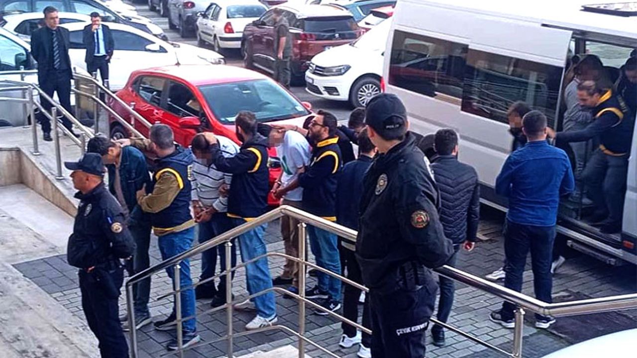 Emekli madenciyi dolandıran 5 şüpheli tutuklandı!