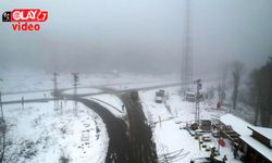 Zonguldak-Ereğli yolunda kar ve sis etkili oluyor
