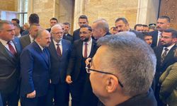 Cumhurbaşkanı Erdoğan ile vekilleri iftara davet ettiler