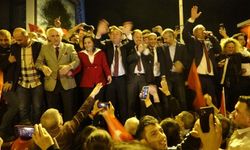 CHP’li Tahsin Erdem’den seçim kutlaması