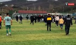 Maç bitti, saha karıştı!
