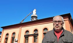 100 yıllık caminin minaresi yıkılıyor