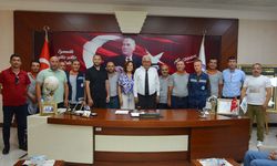 Posbıyık, personel ve halkla bayramlaştı