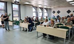 60 yaş üstü bireyler üniversite sıralarında