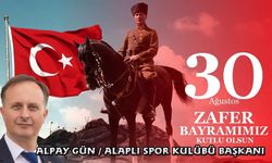 Başkan Gün, Zafer Bayramı'nı kutladı