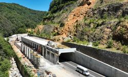 Heyelan koruma çalışmaları sürüyor