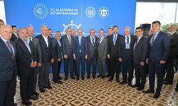 Ünlüer, 'Dünya Denizcilik Günü'ne katıldı