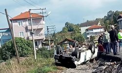 İl Özel İdare aracı, bahçeye uçtu; 1 yaralı!