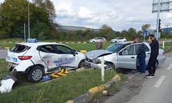 Işık ihlali kazaya neden oldu: 3 yaralı!