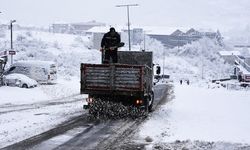 Belediye, kar ile mücadelesini sürdürüyor