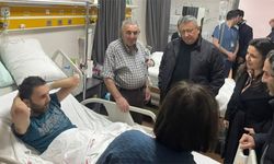 Müdür, yaralanan komiseri ziyaret etti