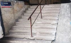 Pazar yerine yapılan engelli rampaları tepki çekti