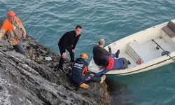 Amatör balıkçı, kayalıklardan düştü