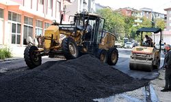 Asfalt çalışmaları, Kepez'de devam ediyor