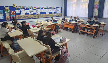 Öğrenci ve öğretmenler yeniden ders başı yaptı