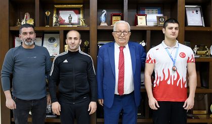 Türkiye Şampiyonu, Başkan Posbıyık'ı ziyaret etti
