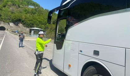 Çeşitli suçlardan aranan 71 kişi yakalandı
