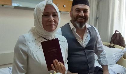 Hastane odasında nikah kıydılar