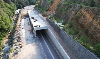 Heyelanın ardından çalışmalar hız kazandı