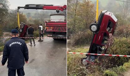 Otomobil dereye uçtu: 2 ölü, 1 yaralı!