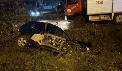 Çaycuma'da, otomobil şarampole uçtu: 2 yaralı!