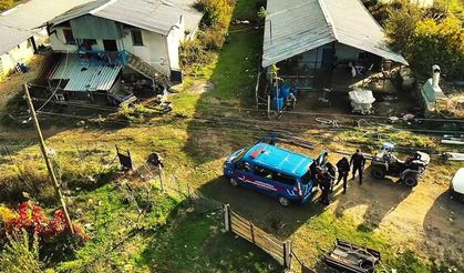 Üç yıldır aranan firari, hayvan çiftliğinde yakalandı