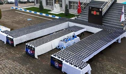 Yolcu otobüsünde silah parçaları ele geçirildi!