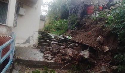 Ereğli’de, aşırı yağış perde duvarı çökertti!