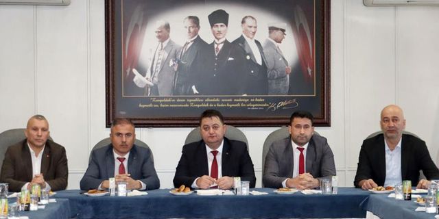 Madenciler, 350 vatandaşı sağ kurtardı