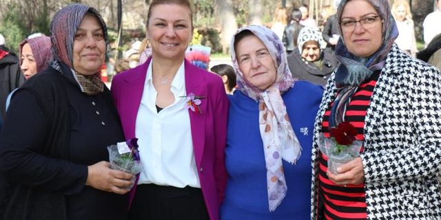 Depremzede kadınlar, yaşadıkları felaketi anlattı