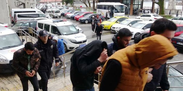 Dolandırıcılık şebekesinin 10 üyesi tutuklandı