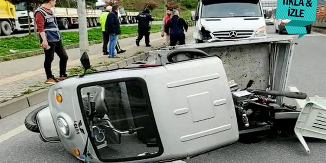 Kdz. Ereğli'de, servis aracı mopede çarptı: 1 yaralı!
