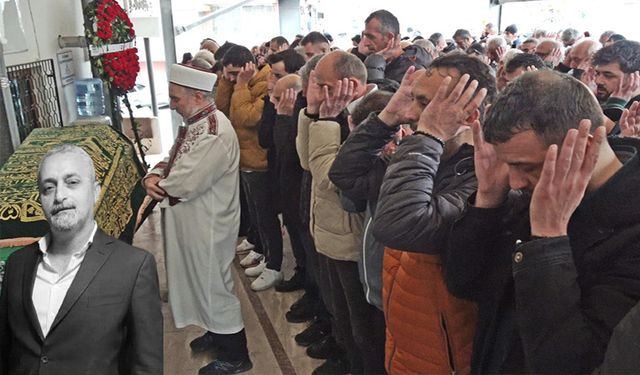 Kalp krizinden vefat eden emlakçı, toprağa verildi