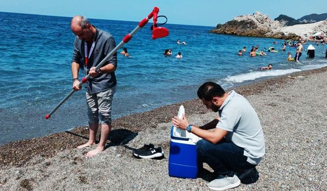 Zonguldak’ta, deniz suyundan numuneler alındı
