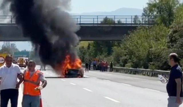 Seyir halindeyken yanmaya başladı!