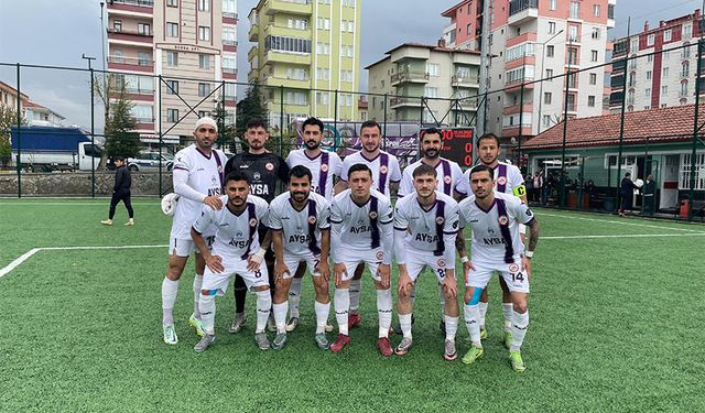 1 yedi, 4 attı!