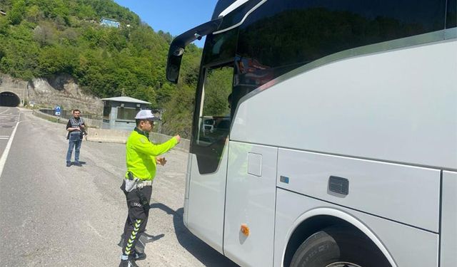 Çeşitli suçlardan aranan 71 kişi yakalandı
