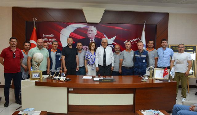Posbıyık, personel ve halkla bayramlaştı
