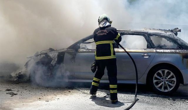 Seyir halindeyken alev aldı, küle döndü!
