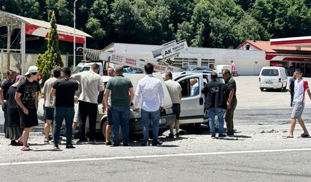 Zonguldak-Ankara yolunda kaza: 2 yaralı!