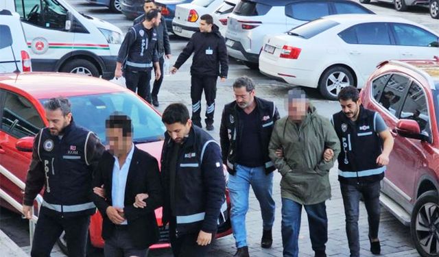 Kürtaj gözaltılarında ilk karar verildi