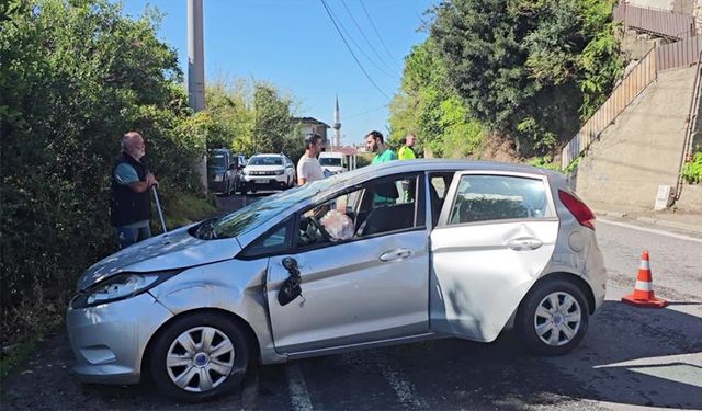 Kontrolden çıkan otomobil, takla attı: 2 yaralı!