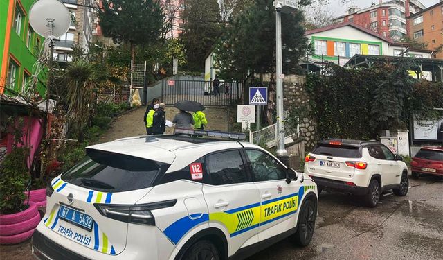 Kayan kamyonet, küçük Sarp'ı hayattan kopardı!