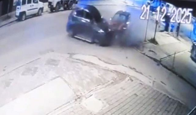 Park halindeki araca çarptı!