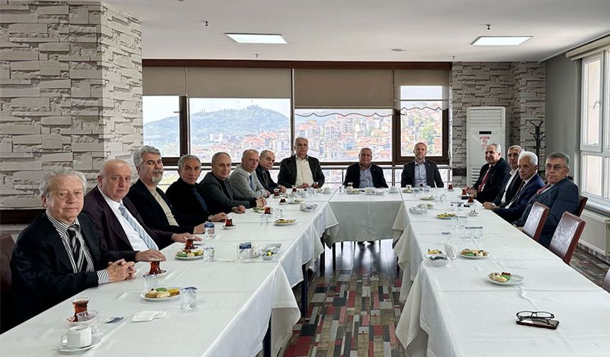 Eğitim Vakfı, kan tazeledi