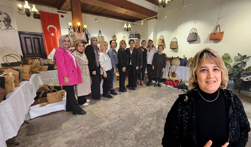 İnternetten öğrendi, şimdi kursiyerlerini eğitiyor